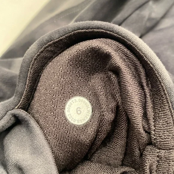 Lululemon Diamond Dye Grey Graphite Groove Super-High-Rise Flared Pant | Size 6 - Picture 8 of 9